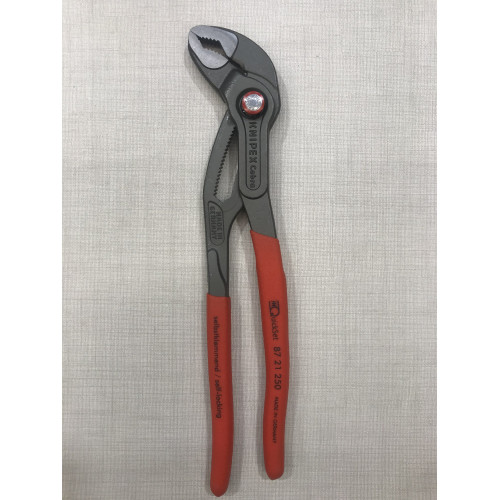 Фото Клещи переставные с фиксатором 50мм (2") под ключ 46мм 1-к ручки KNIPEX COBRA